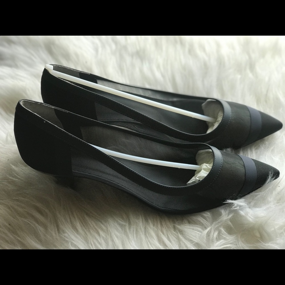 Fendi colibri pumps size 41 1/2